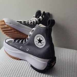 Converse High-Top Sneakers in Gray and White Plathfrom
